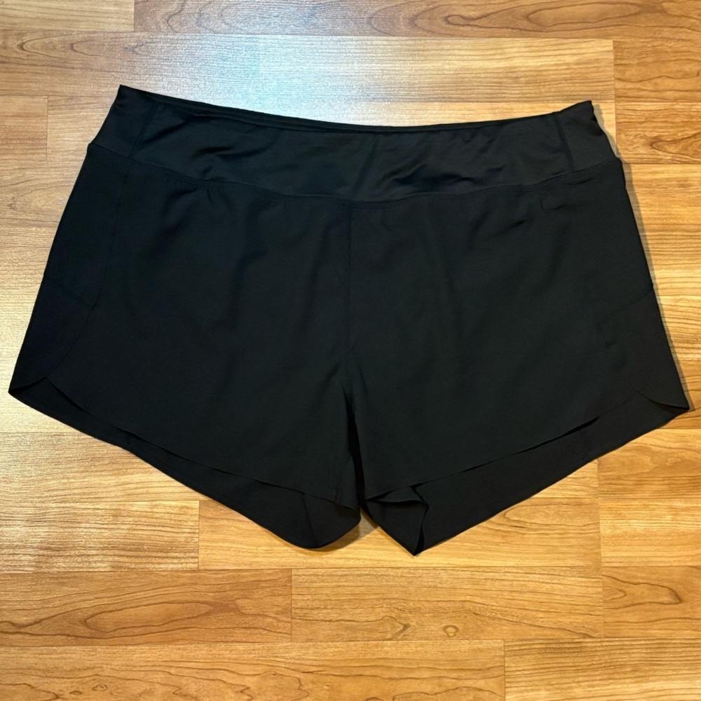 Eddie Bauer Women's Black Athletic Shorts XL Elastic Waist Back Zipper Pocket